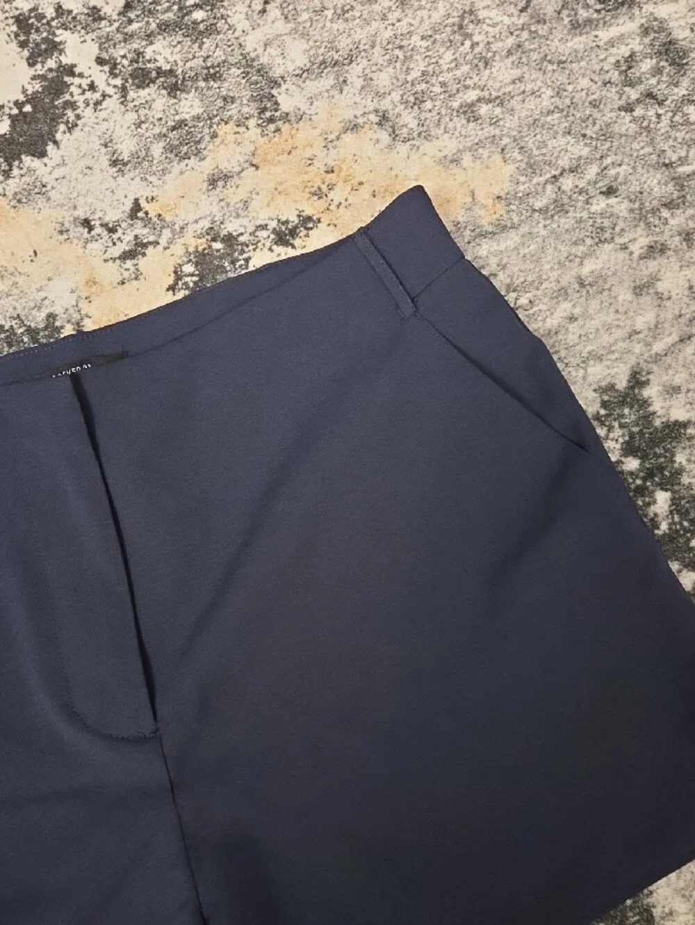 Forever 21 Women’s Large Navy Blue High Rise Tailored Shorts